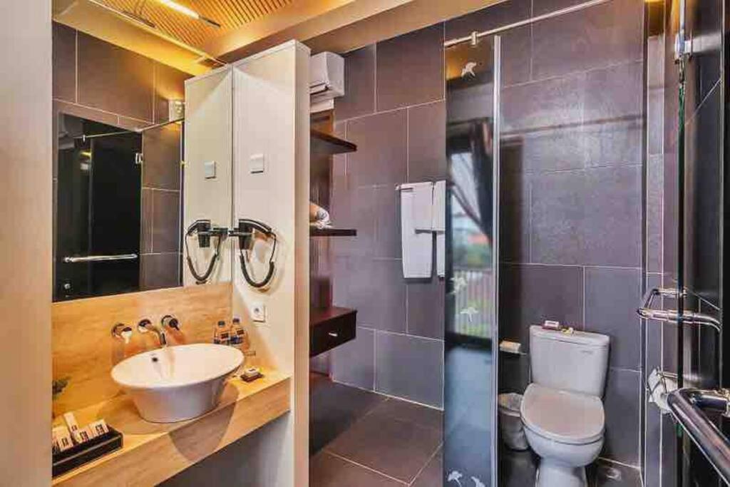 Venus- 1Br Pvt Pool Villa In Kuta By Ilys Collection