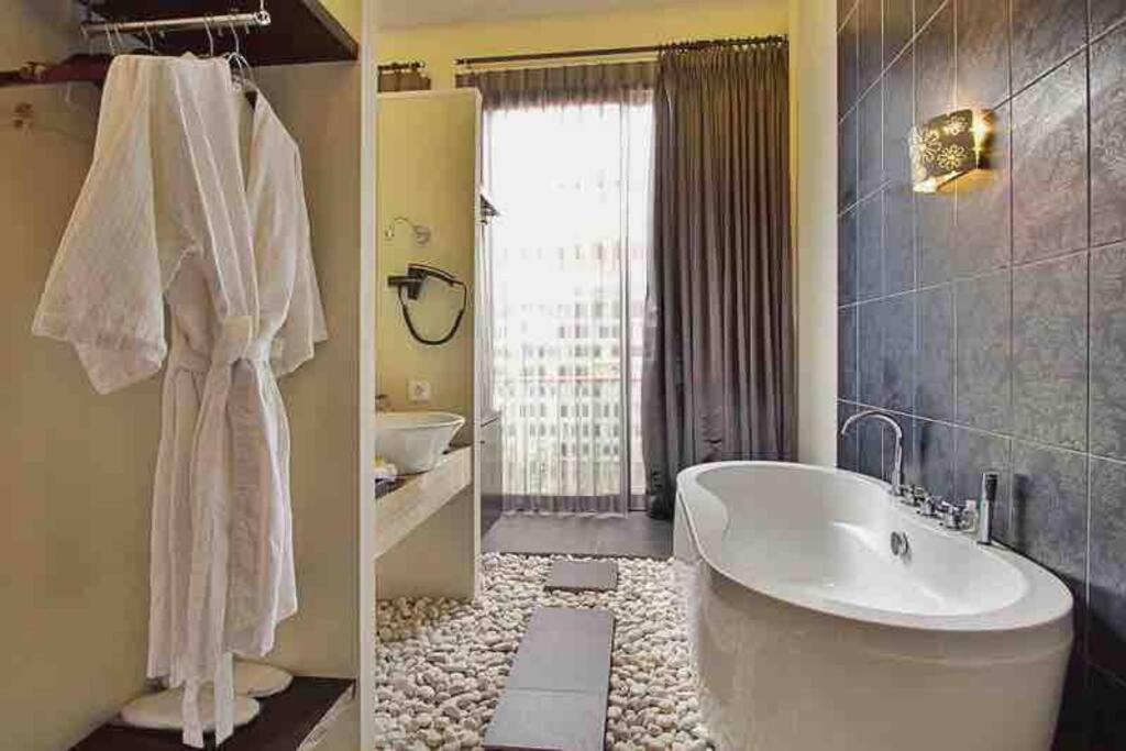 Venus- 1Br Pvt Pool Villa In Kuta By Ilys Collection